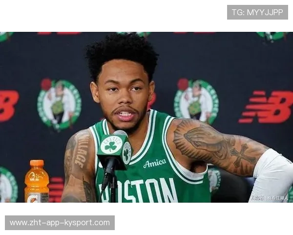 西蒙斯替补半场25分成凯尔特人奇兵，球员西蒙斯