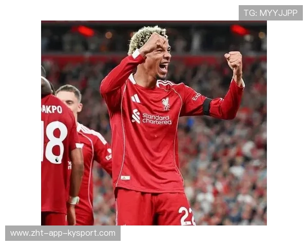 利物浦新援伊萨克参与合练，英超最贵前锋正式集结，利物浦前锋引援